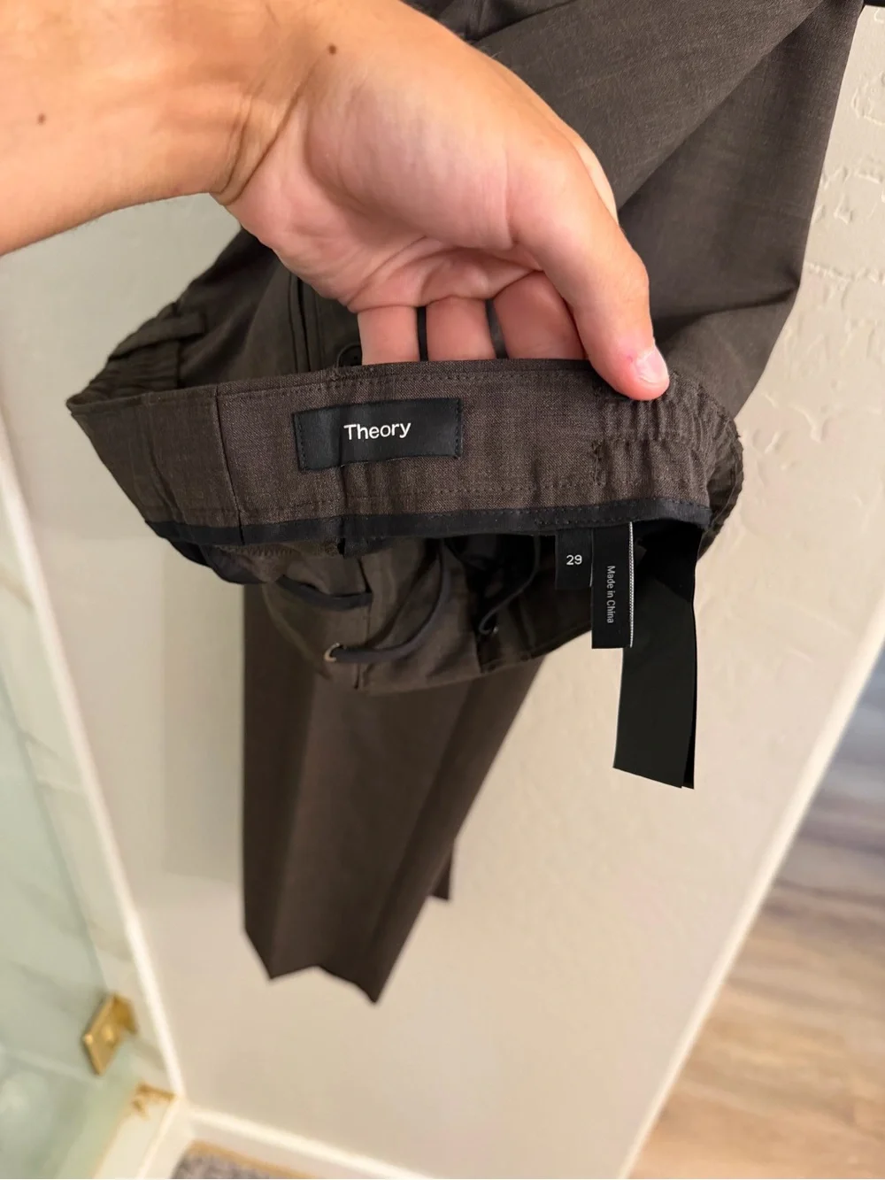 New Theory Clinton Blazer & Curtis Drawstring Pant in Motion Wool (38R / 29R)